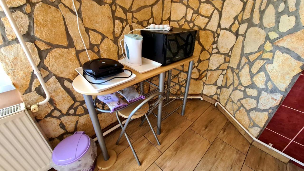 Veronika Guesthouse Dravatamasi المظهر الخارجي الصورة