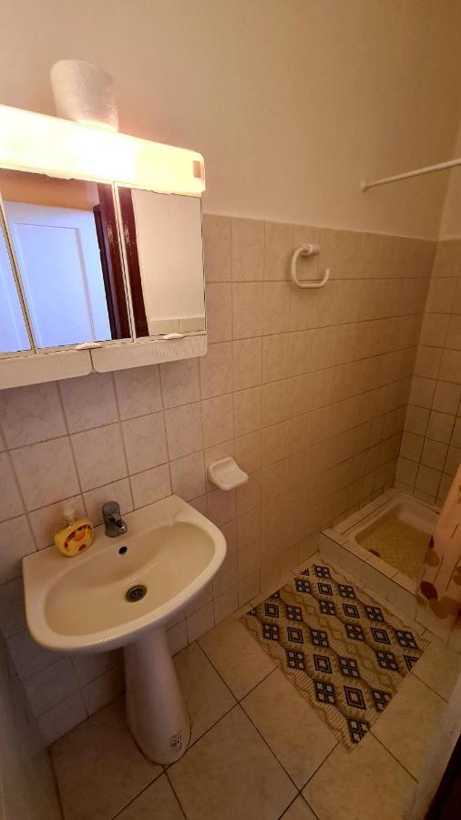 Veronika Guesthouse Dravatamasi المظهر الخارجي الصورة