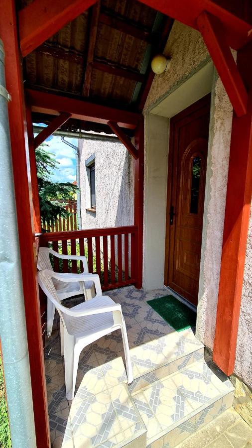 Veronika Guesthouse Dravatamasi المظهر الخارجي الصورة