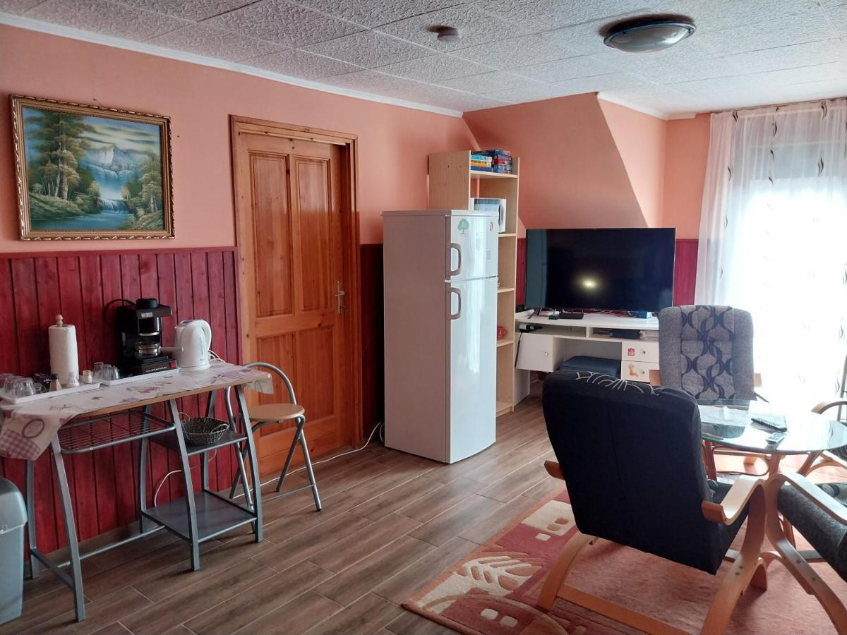 Veronika Guesthouse Dravatamasi المظهر الخارجي الصورة